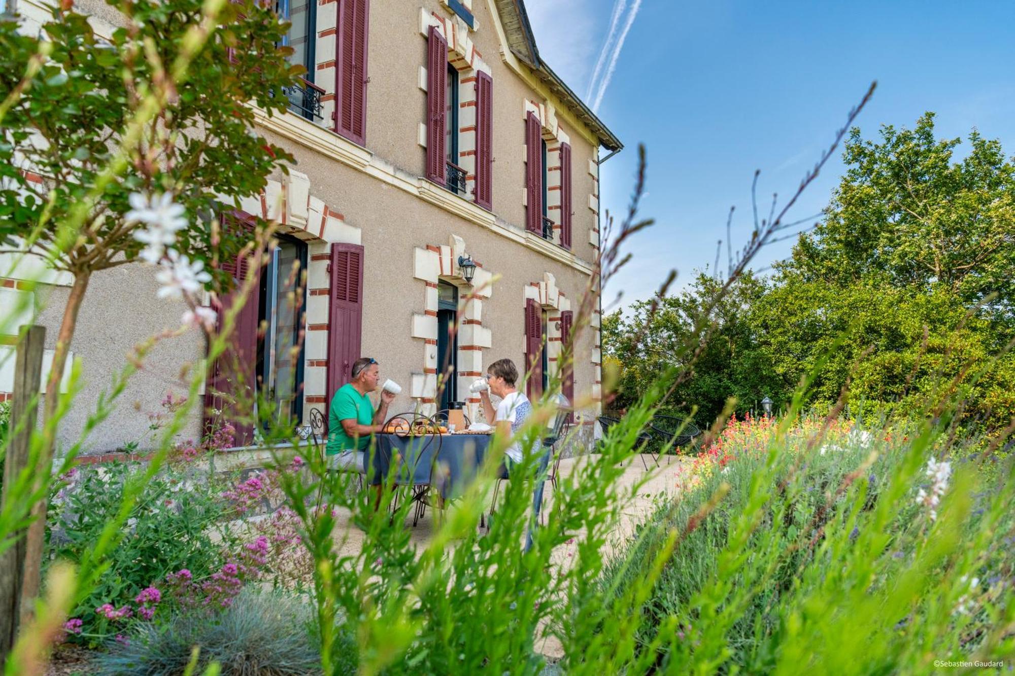 Clos sainte catherine Rochefort-sur-Loire Exterior foto
